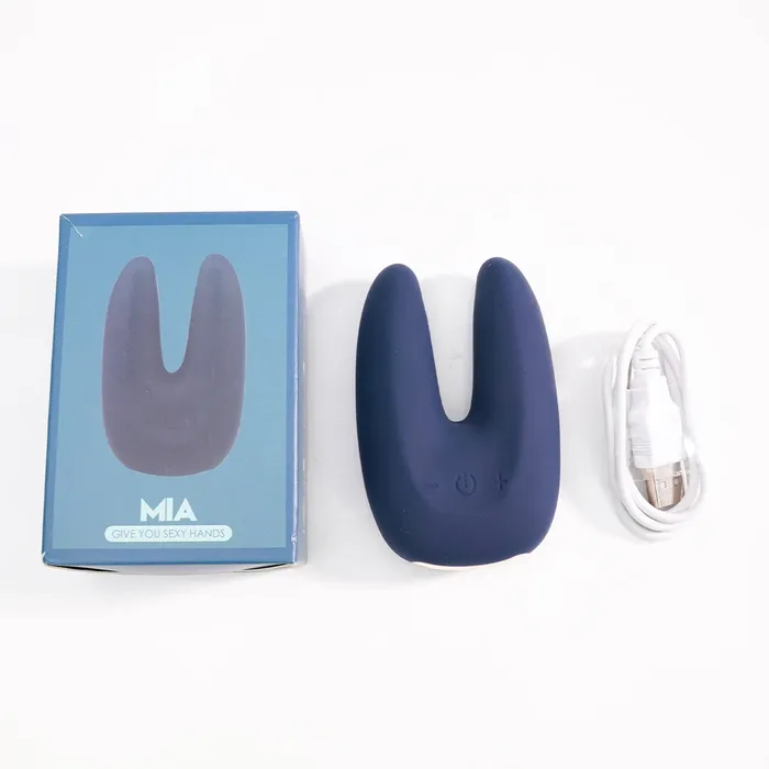 Scarlett Rechargeable Dual Tip Clitoral Vibrator The Bad Peach Female Sex Toys Scarlett Rechargeable Dual Tip Clitoral Vibrator The Bad Peach Female Sex Toys